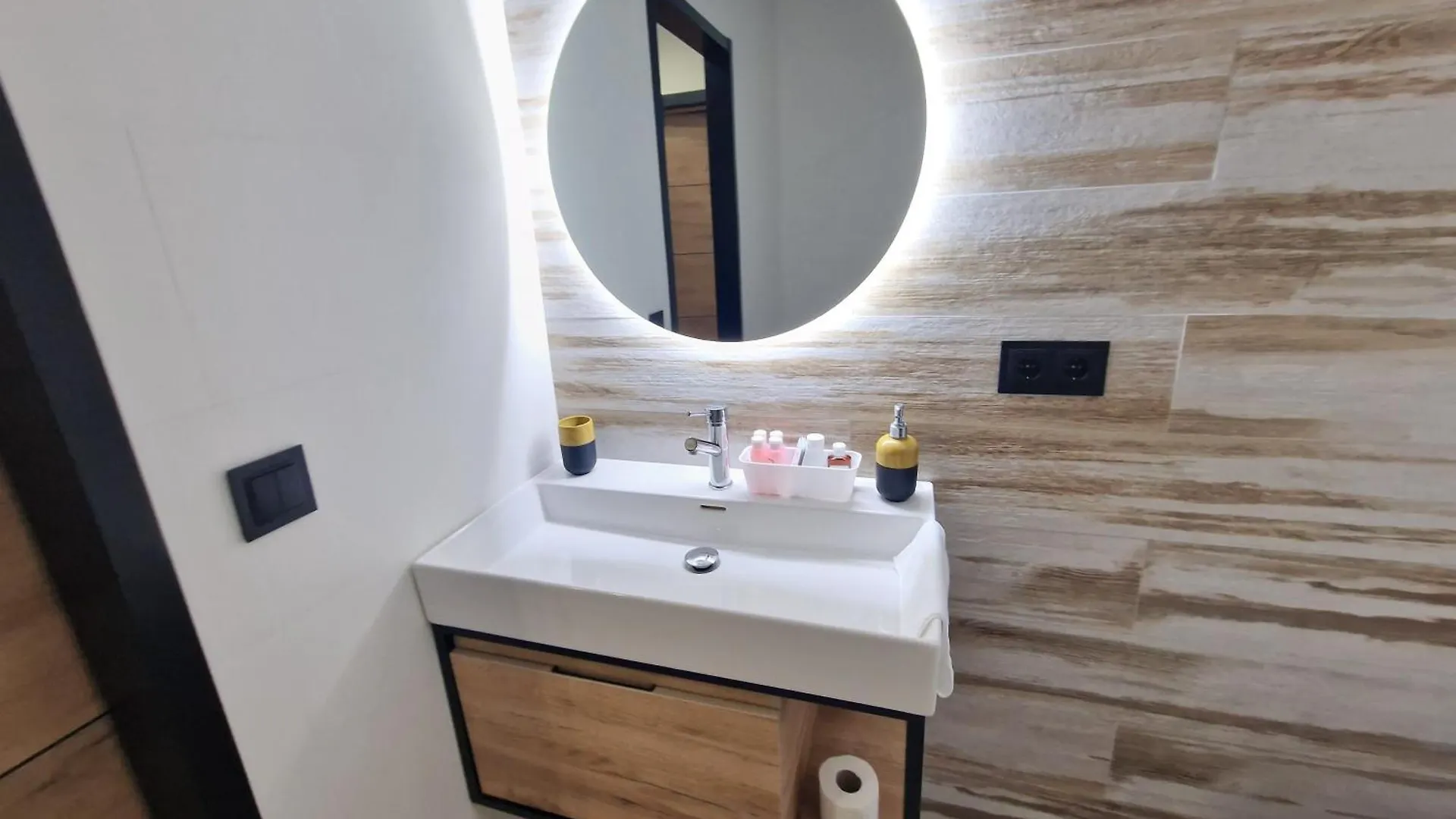Holiday home Villa Cala Llarga Beach Roses Spain