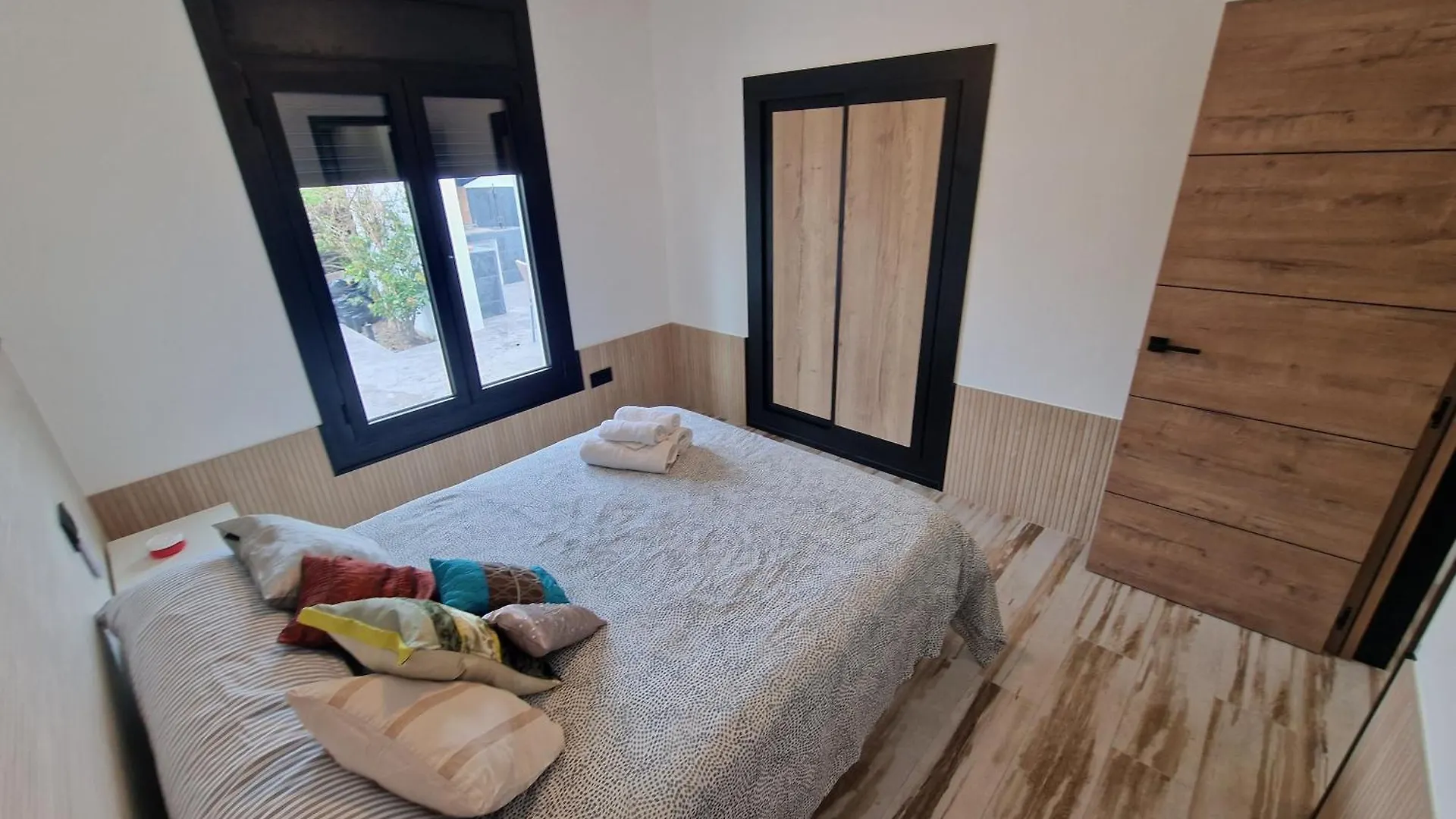Villa Cala Llarga Beach Roses Holiday home