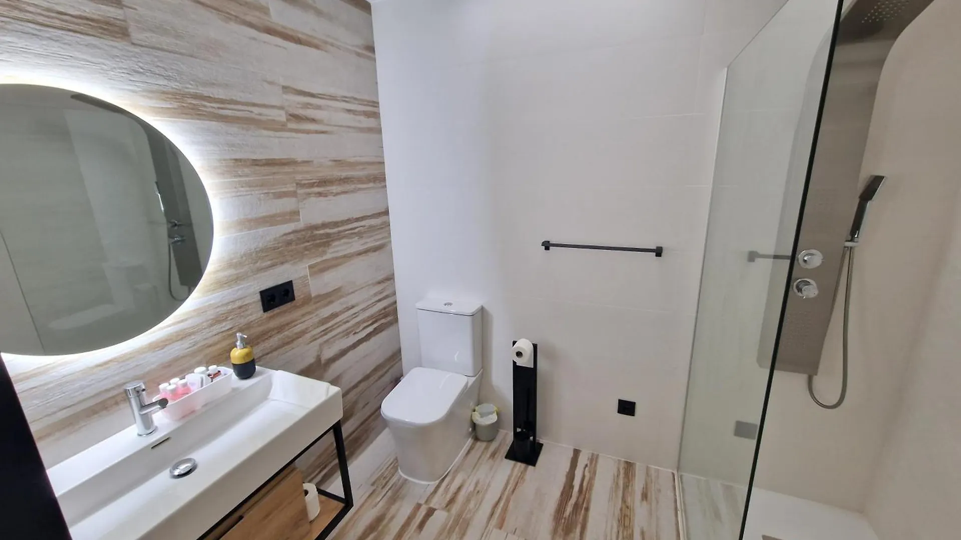 Villa Cala Llarga Beach Roses Holiday home